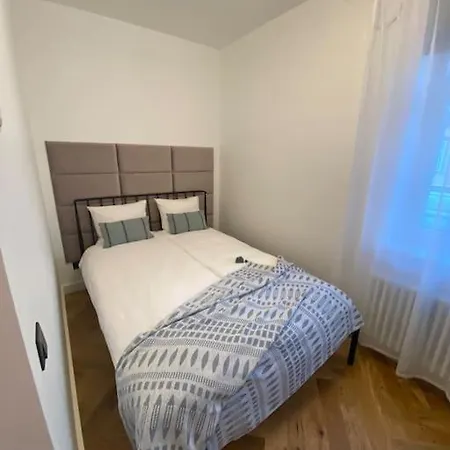Modern 2-bedroom With Terrace & Free Parking Lägenhet Pärnu