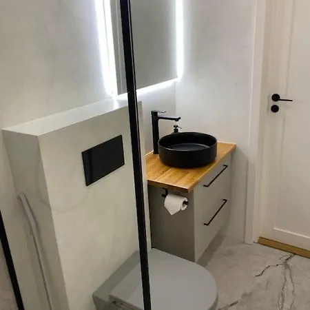 Modern 2-bedroom With Terrace & Free Parking Parnu