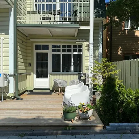 Apartment Modern 2-bedroom With Terrace & Free Parking Parnu