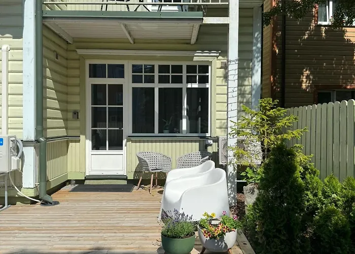 公寓 Modern 2-bedroom With Terrace & Free Parking 派尔努